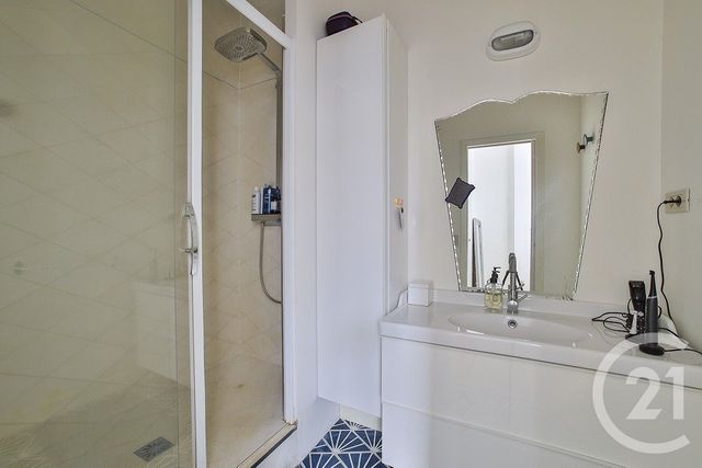 Appartement à vendre - 4 pièces - 100.7 m2 - PARIS - 75009 - ILE-DE-FRANCE - Century 21 Etude Saint-Georges