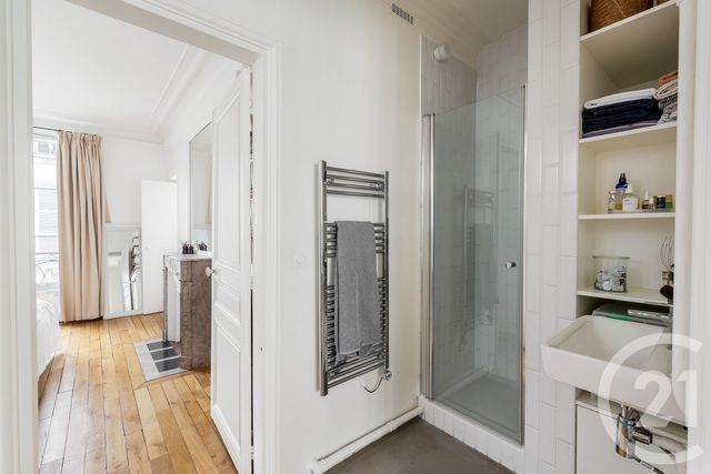 Appartement F4 à vendre - 4 pièces - 93.88 m2 - PARIS - 75002 - ILE-DE-FRANCE - Century 21 Etude Saint-Georges