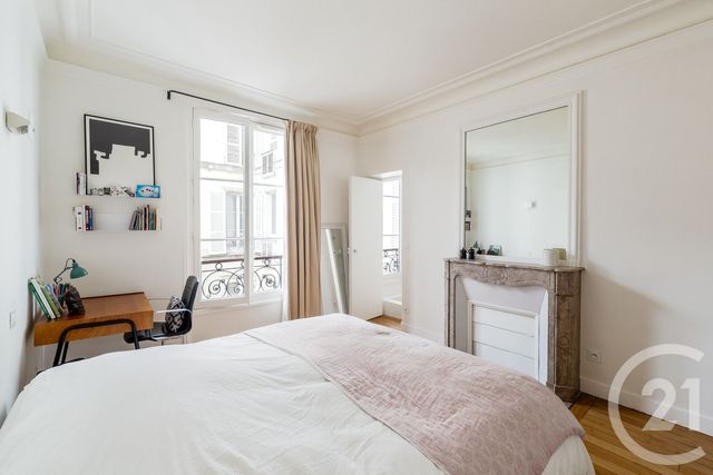 Appartement F4 à vendre - 4 pièces - 93.88 m2 - PARIS - 75002 - ILE-DE-FRANCE - Century 21 Etude Saint-Georges