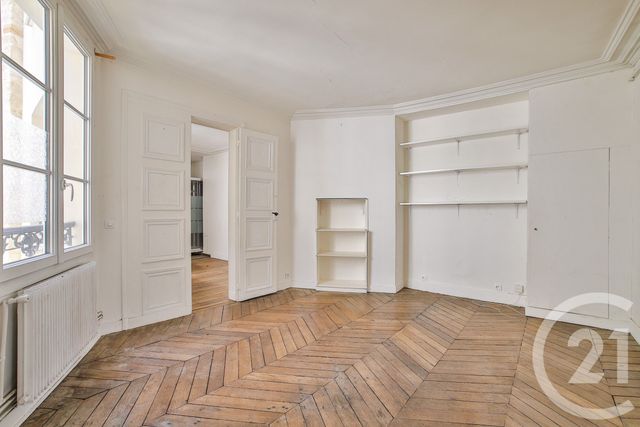 Appartement F6 à vendre - 5 pièces - 121.6 m2 - PARIS - 75009 - ILE-DE-FRANCE - Century 21 Etude Saint-Georges
