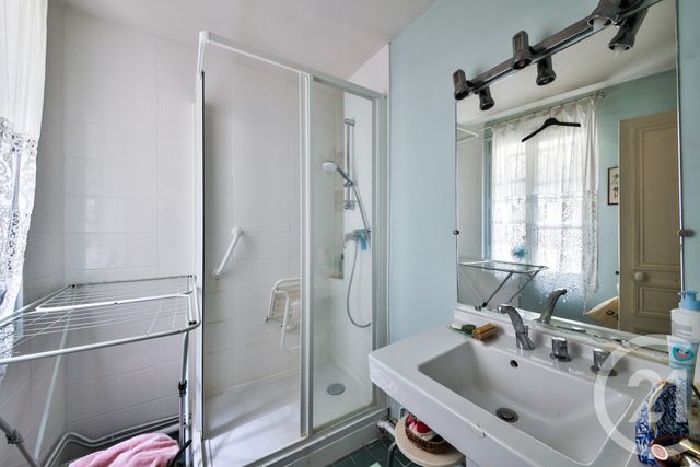 Appartement F3 à vendre - 3 pièces - 72.69 m2 - PARIS - 75009 - ILE-DE-FRANCE - Century 21 Etude Saint-Georges