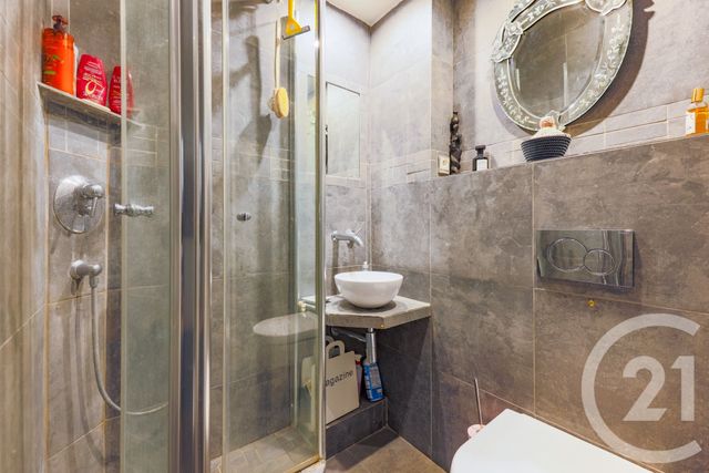 Appartement F4 à vendre - 4 pièces - 99.41 m2 - PARIS - 75009 - ILE-DE-FRANCE - Century 21 Etude Saint-Georges