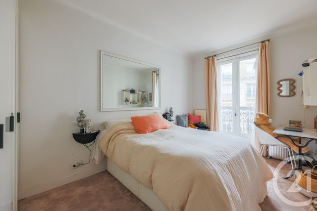 Appartement F4 à vendre - 4 pièces - 99.41 m2 - PARIS - 75009 - ILE-DE-FRANCE - Century 21 Etude Saint-Georges