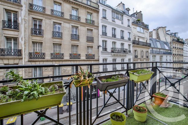 Appartement Duplex à vendre - 3 pièces - 70.72 m2 - PARIS - 75009 - ILE-DE-FRANCE - Century 21 Etude Saint-Georges