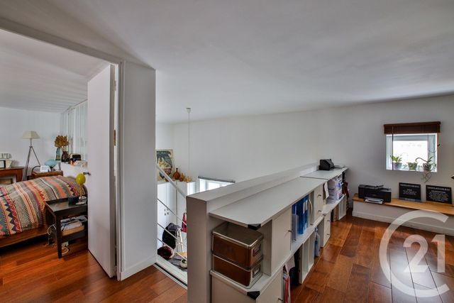 Appartement Duplex à vendre - 3 pièces - 70.72 m2 - PARIS - 75009 - ILE-DE-FRANCE - Century 21 Etude Saint-Georges