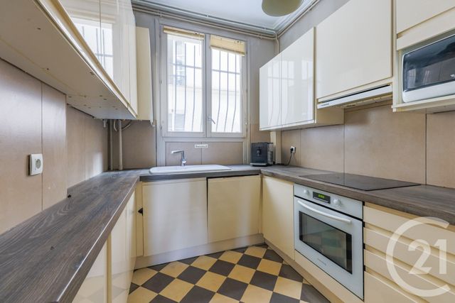 Appartement T4 à vendre - 4 pièces - 91.65 m2 - PARIS - 75009 - ILE-DE-FRANCE - Century 21 Etude Saint-Georges