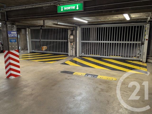 parking à vendre - 12.0 m2 - PARIS - 75009 - ILE-DE-FRANCE - Century 21 Etude Saint-Georges