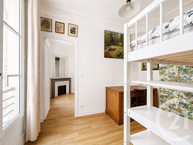 Appartement T4 à vendre - 5 pièces - 62.05 m2 - PARIS - 75009 - ILE-DE-FRANCE - Century 21 Etude Saint-Georges
