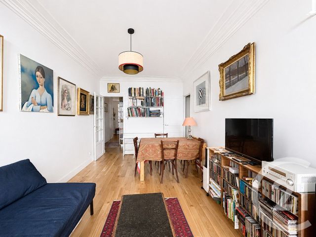 Appartement T4 à vendre - 5 pièces - 62.05 m2 - PARIS - 75009 - ILE-DE-FRANCE - Century 21 Etude Saint-Georges