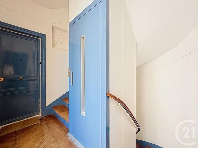 Appartement T4 à vendre - 5 pièces - 62.05 m2 - PARIS - 75009 - ILE-DE-FRANCE - Century 21 Etude Saint-Georges