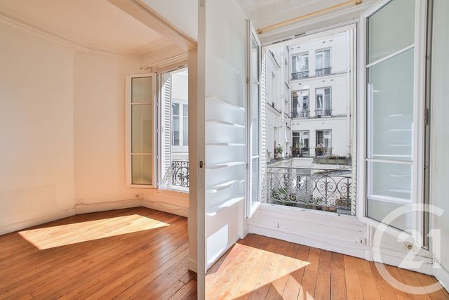Appartement F2 à vendre - 2 pièces - 43.15 m2 - PARIS - 75009 - ILE-DE-FRANCE - Century 21 Etude Saint-Georges