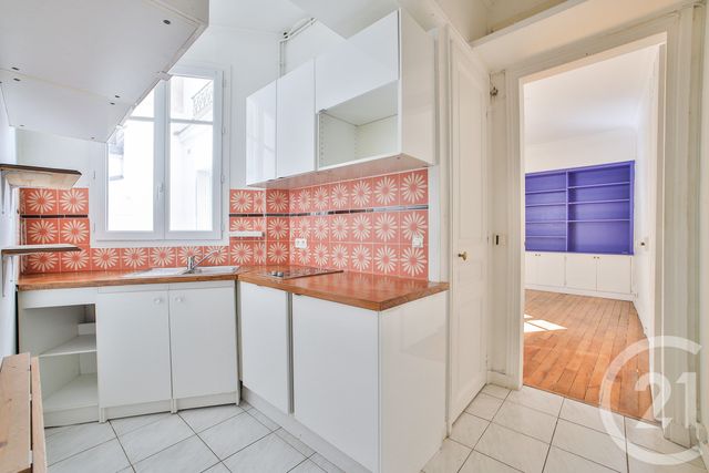 Appartement F2 à vendre - 2 pièces - 43.15 m2 - PARIS - 75009 - ILE-DE-FRANCE - Century 21 Etude Saint-Georges