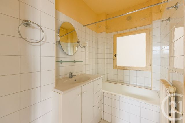 Appartement T2 à vendre - 2 pièces - 33.28 m2 - PARIS - 75009 - ILE-DE-FRANCE - Century 21 Etude Saint-Georges