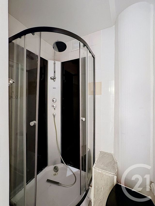 Appartement Local à vendre - 2 pièces - 64.78 m2 - PARIS - 75009 - ILE-DE-FRANCE - Century 21 Etude Saint-Georges
